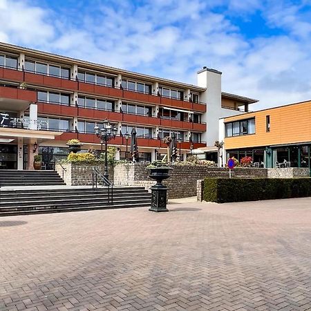 Fletcher Familiehotel De Hunzebergen Эксло Экстерьер фото