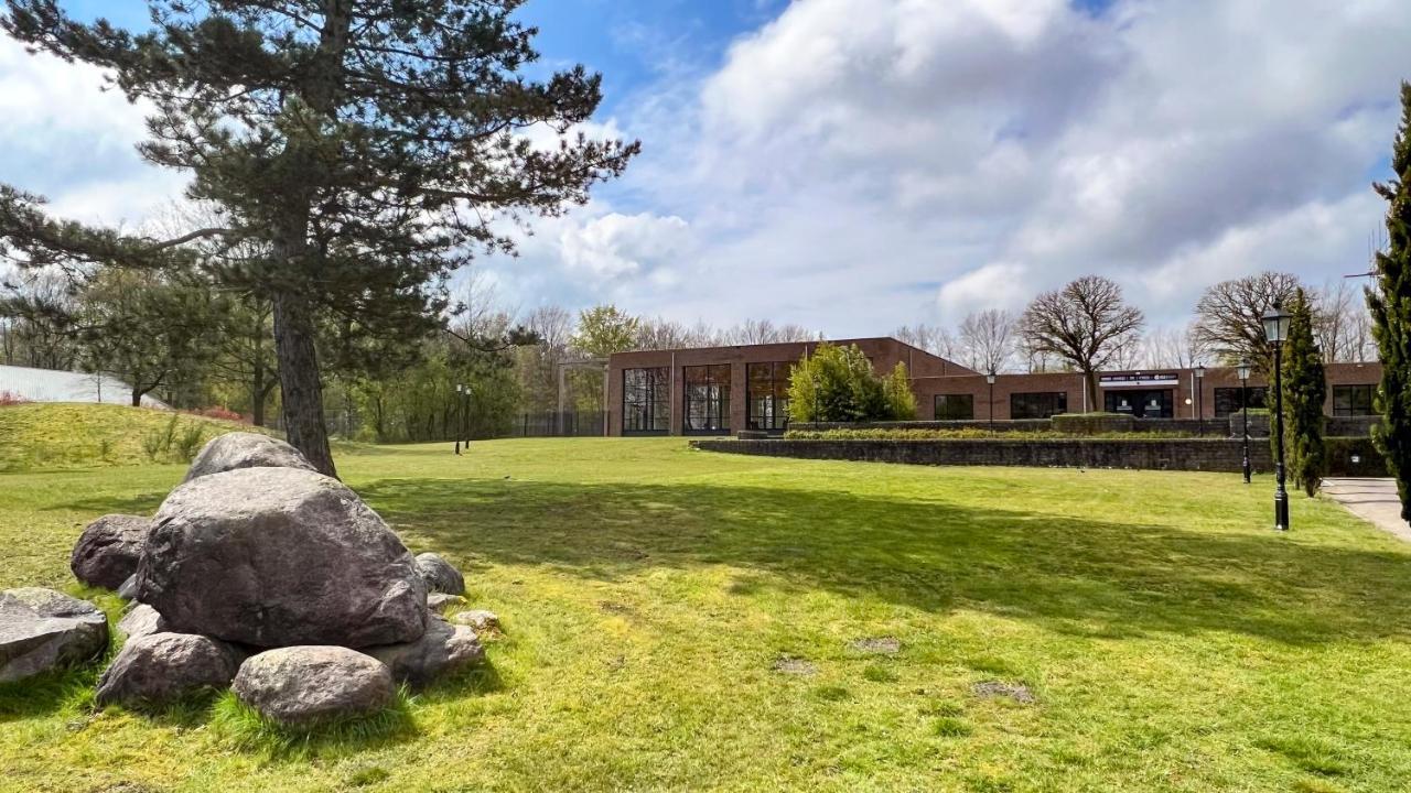 Fletcher Familiehotel De Hunzebergen Эксло Экстерьер фото
