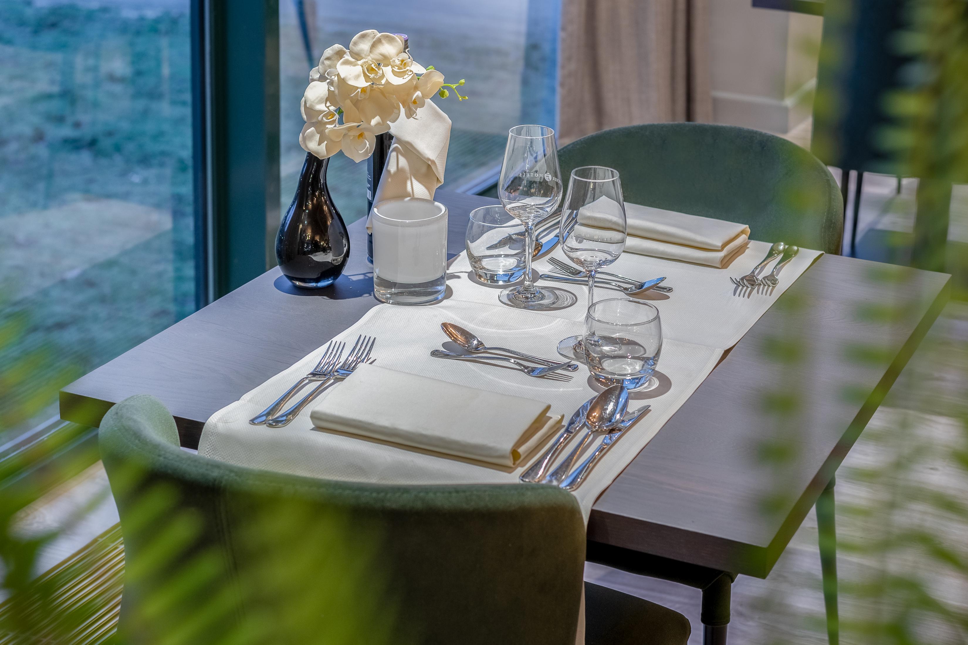 Fletcher Familiehotel De Hunzebergen Эксло Экстерьер фото